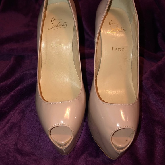 🔥 Christian Louboutin's Highness Beige Platforms - Picture 5 of 8